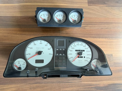 Audi aby kombiinstrument - audi, s2