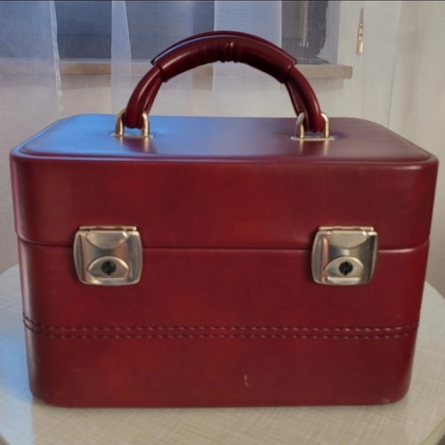 Vintage beauty case - beauty,