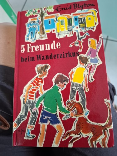 Freunde beim wanderzirkus - 5,