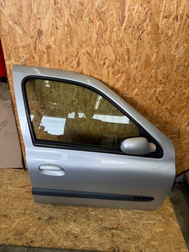 Renault clio tür - r1*,