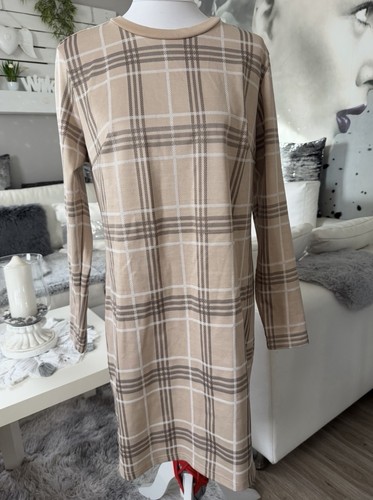 Schönes winterkleid - winterkleid, in