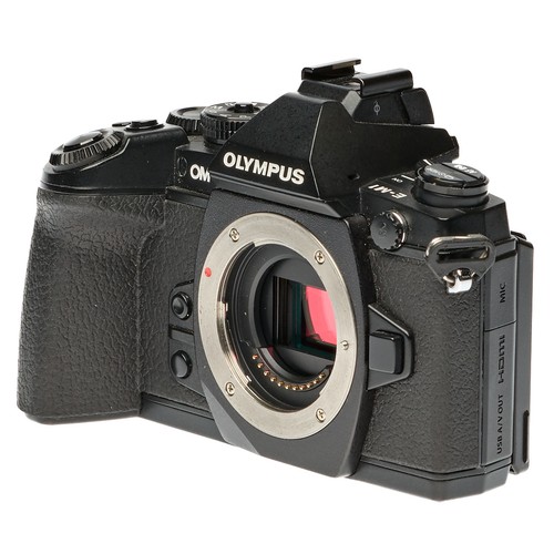 Olympus kamera - e-m1,