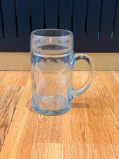 Riesiger klassischer Bierstein