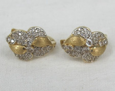 Paar Ohrringe aus 585/14 Karat Gold mit je 48 Diamanten (96 Gesamt) ca. 1 Karat