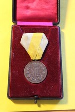 Medaille Bronze 2,9cm Sachsen Friedrich August im Etui 10x7cm am Band Militär