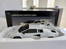 1/18 AutoArt Millennium #74532