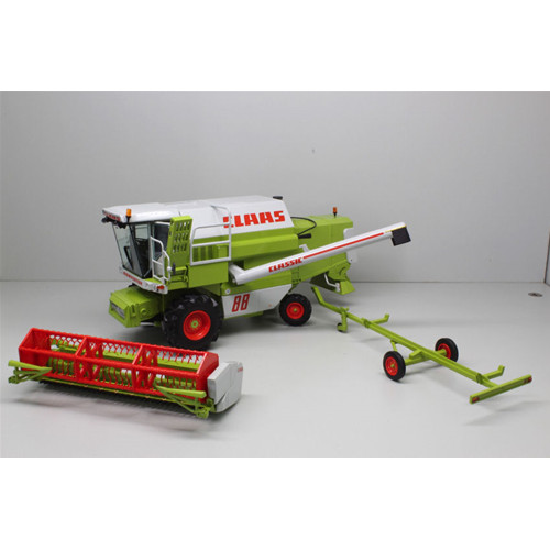 Mietitrebbia claas dominator - mietitrebbia,