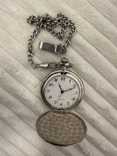 Elegante Taschenuhr mit Kette
