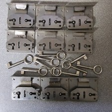 9 Stück Möbelschloss Aufschraubschloss vernickelt, verschiedenschließend 35-40mm