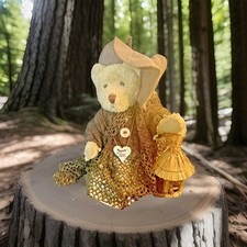 URSULA GEHLMANN HAND-MADE