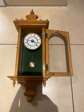 SELVA Wanduhr Pendelwanduhr Handarbeit