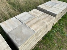 Betonplatten (Terrassenplatten) zementgrau 40x40x5 cm glatt m. Fase, Top Zustand