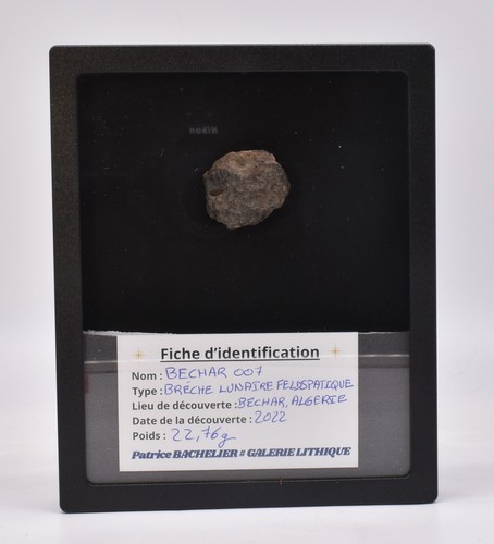 Wunderschöner mondmeteorit - wunderschöner,