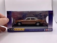 Vanguards Corgi 1:43 Daimler Double Six Series 2 Vanden Plas Caramel VA13900