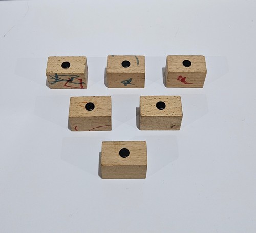 Holzblöcke ladung mit magnet - holzblöcke/ladung,