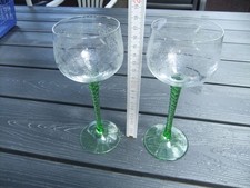 6 schöne Weingläser grüner