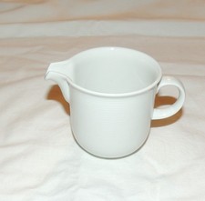 Thomas Trend weiß Milchkännchen Höhe 8cm Rillen ohne Dekor NEU Kännchen