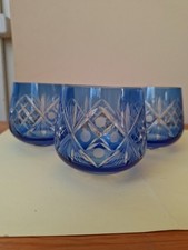 3  kobaltblaue Kristall-