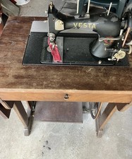 Vesta Tischnähmaschine Nr