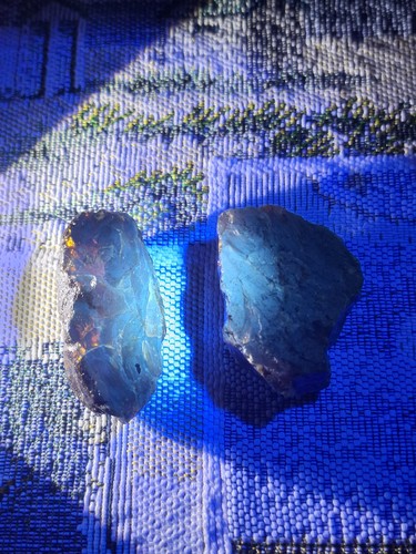 Blauer bernstein aus sumatra - blauer,
