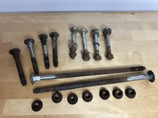 Chevrolet K30 M1008 Schrauben