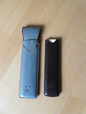 2 kleine Rechenschieber im Lederetui