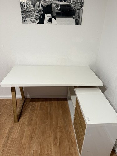 Schreibtisch - ,