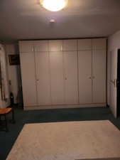 zu verschenken Kleiderschrank