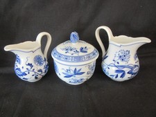 2 Milchkännchen u.1 Zuckerdose,Porzellan, "Zwiebelmuster" Hutschreuther