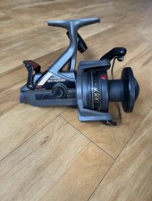 Shimano Baitrunner 4500 Freilaufrolle Karpfen Sammler Graphite Titanium