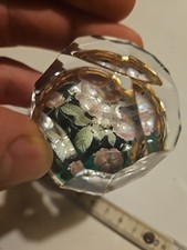 Briefbeschwerer Paperweight