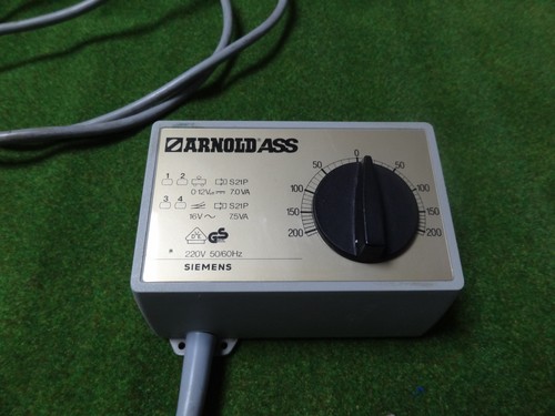 Arnold ass e - t,