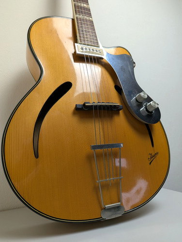 Isana archtop jazz - isana,