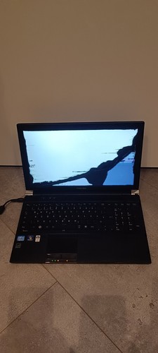 Toshiba tecra r950 - toshiba,