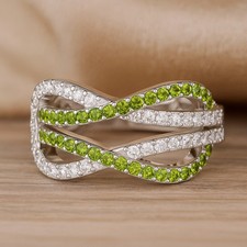 Infinity Peridot Mit Diamant