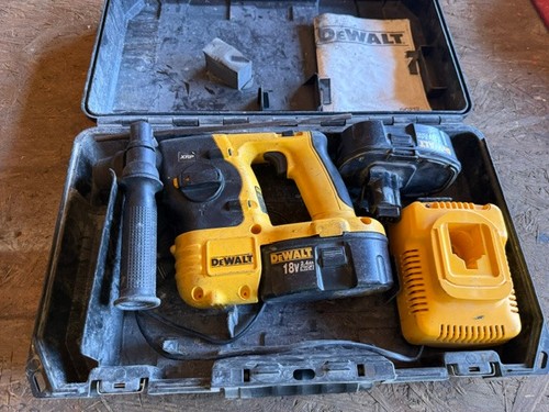 Dewalt schlagbohrmaschine akku - dewalt,