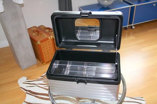 Rimowa beauty case - rimowa,