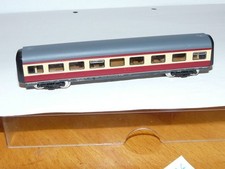 Roco Personenwagen mit Licht