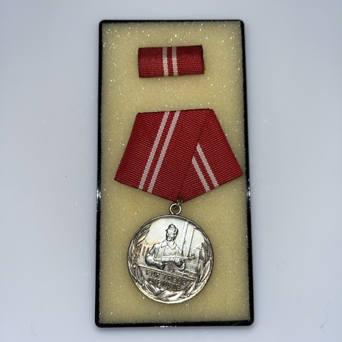 Medaille für treue dienste - für,