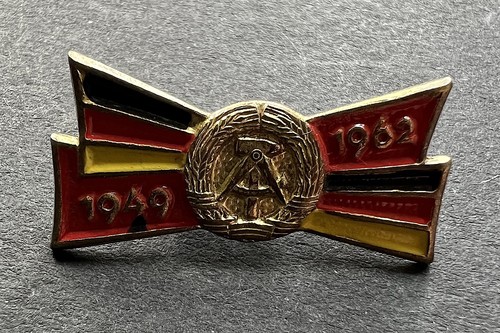 Ddr abzeichen jahre - 13,