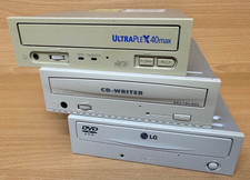 3x 5,25" Laufwerke :  SCSI