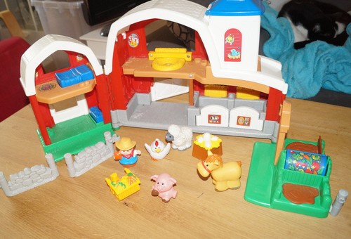 Little people farm - people,