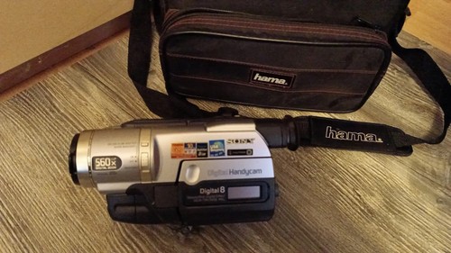 Sony digital camcorder - digital, 8