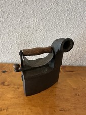 Bügeleisen antik historisch