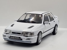 Ford Sierra Cosworth 4x4 1992 weiß Modellauto 1:18 MCG