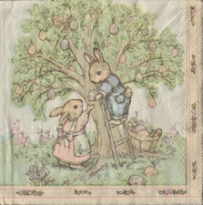 1 seltene  Serviette ~ Hasen schmücken den Osterbaum Ostern Eier  Vintage