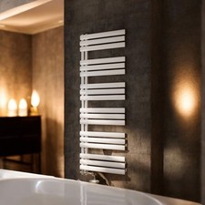 Badheizkörper mit ovalen Rohren und Handtuchhalter Emke, 174x60cm
