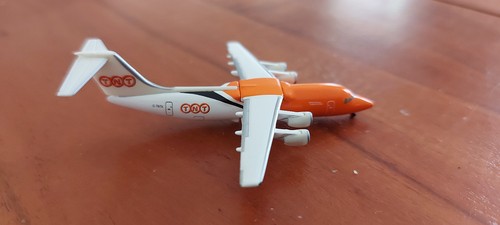 Flugzeugmodell bae 146 300 tnt - bae,