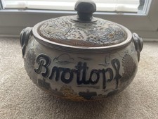 J16/ Brottopf mit Deckel