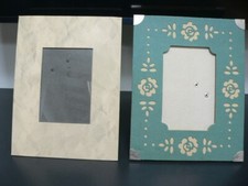 2 x Aufstell-Bilderrahmen Bilder Foto Rahmen Pappe grün beige